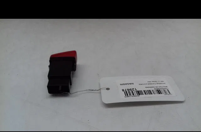 Bouton de warning Hyundai TUCSON (JM) 2.0 crdi traction intégrale (2004-2010) occasion — photo 2
