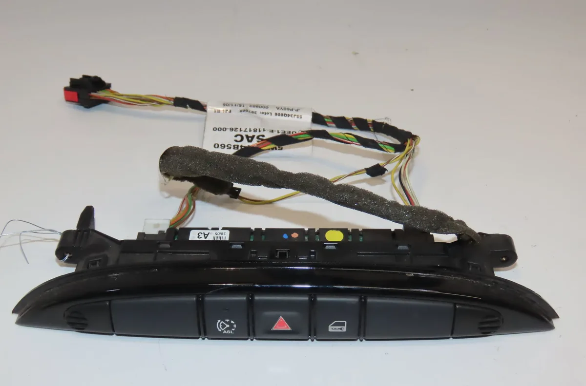 Bouton de warning Jaguar XJ (X350, X358) 3.6 (2003-2009) occasion