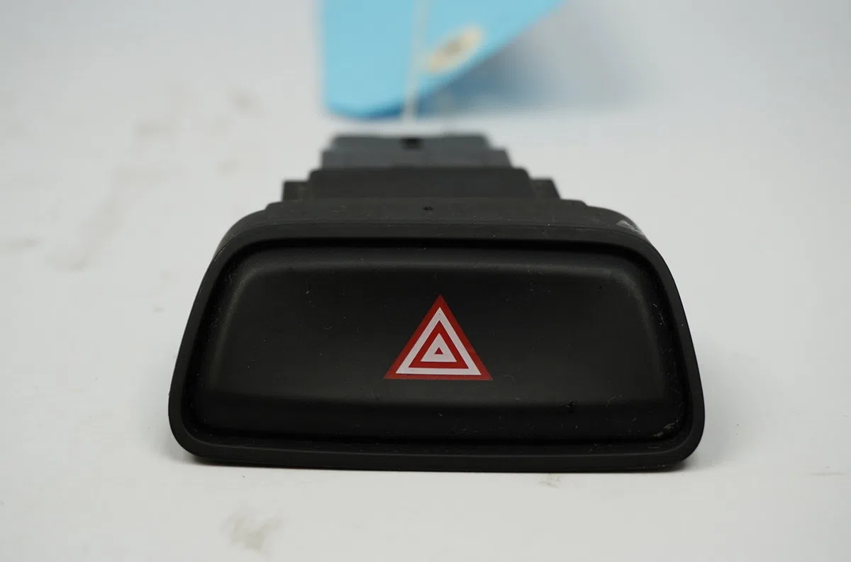 Bouton de warning Kia PICANTO II (TA) 1.0 (2011-2017) occasion