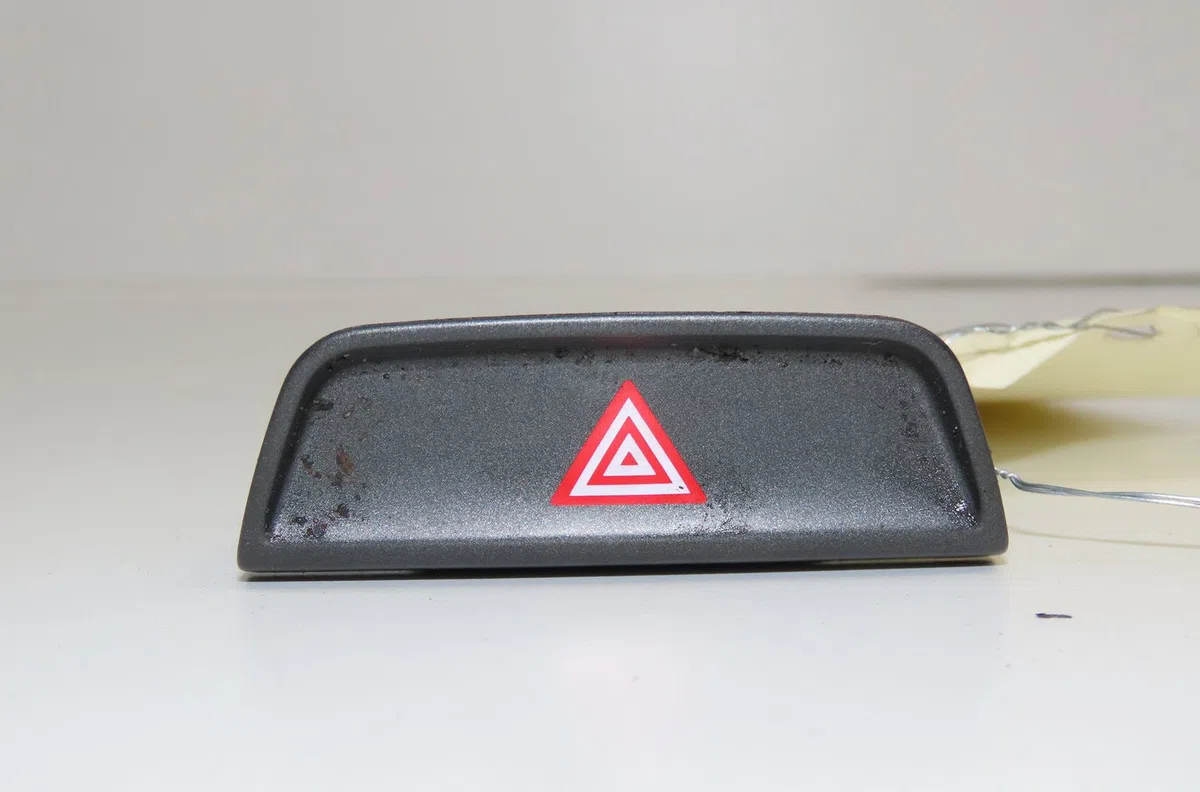Bouton de warning Kia SPORTAGE III (SL) 1.7 crdi (2010) occasion