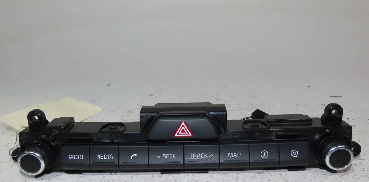 Bouton de warning Kia SPORTAGE IV (QL, QLE) 1.7 crdi (2015) occasion