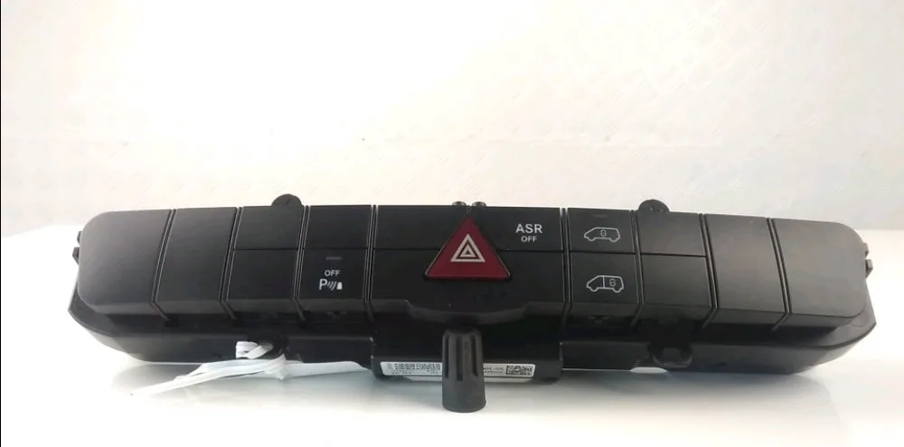 Bouton de warning Mercedes-benz SPRINTER 3-t Camionnette (B906) 214 cdi (906.611, 906.613) (2016) occasion