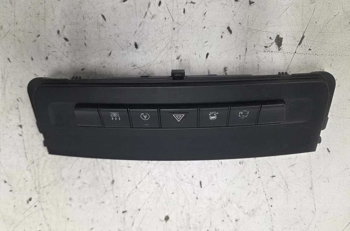 Bouton de warning MERCEDES VITO TOURER 447 PHASE 1 occasion — photo 4