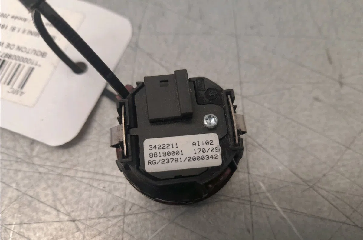 Bouton de warning Mini MINI (R56) Cooper (2006-2012) occasion — photo 2