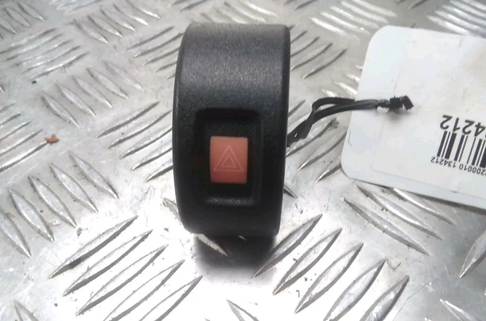 Bouton de warning Opel ASTRA G Décapotable (T98) 1.6 16v (f67) (2001-2005) occasion