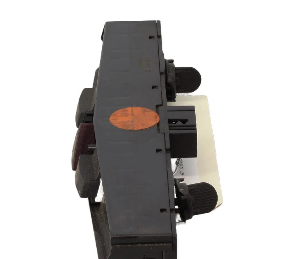 Bouton de warning Opel ASTRA H (A04) 1.7 cdti (l48) (2004-2010) 5 portes occasion — photo 2