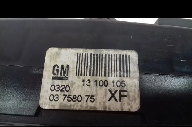 Bouton de warning Opel ASTRA H Break (A04) 1.7 cdti (l35) (2004-2010) occasion — photo 2
