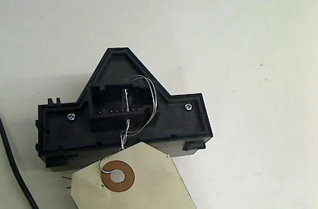 Bouton de warning OPEL CORSA occasion — photo 2