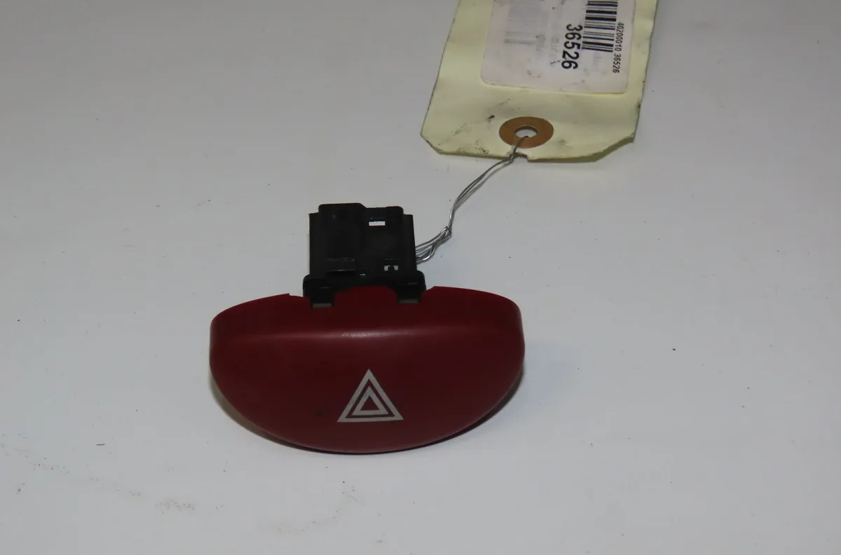 Bouton de warning Peugeot 206 SW (2E-K) 1.4 hdi (2002-2007) 5 portes occasion