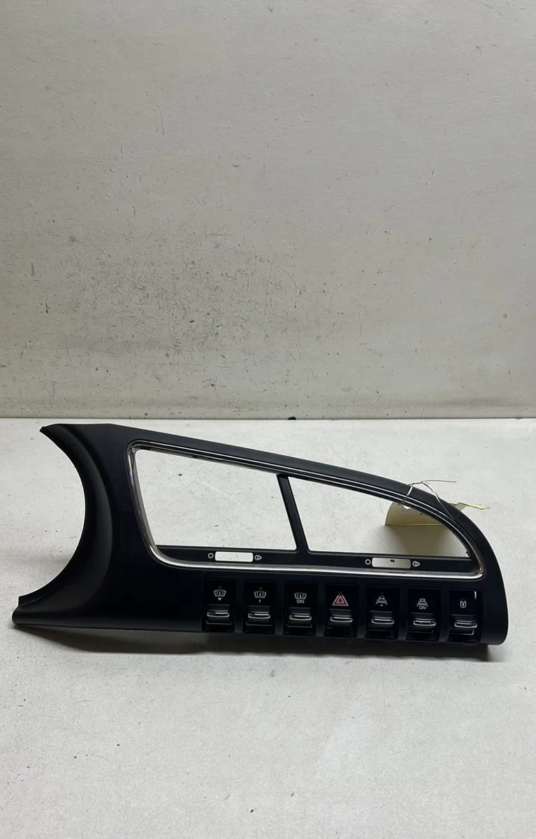 Bouton de warning Peugeot 3008 Monospace (0U_) 1.6 hdi (2009-2016) 5 portes occasion — photo 2