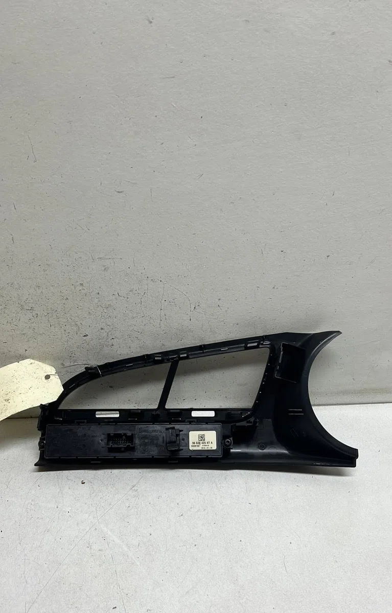Bouton de warning Peugeot 3008 Monospace (0U_) 1.6 hdi (2009-2016) 5 portes occasion — photo 4