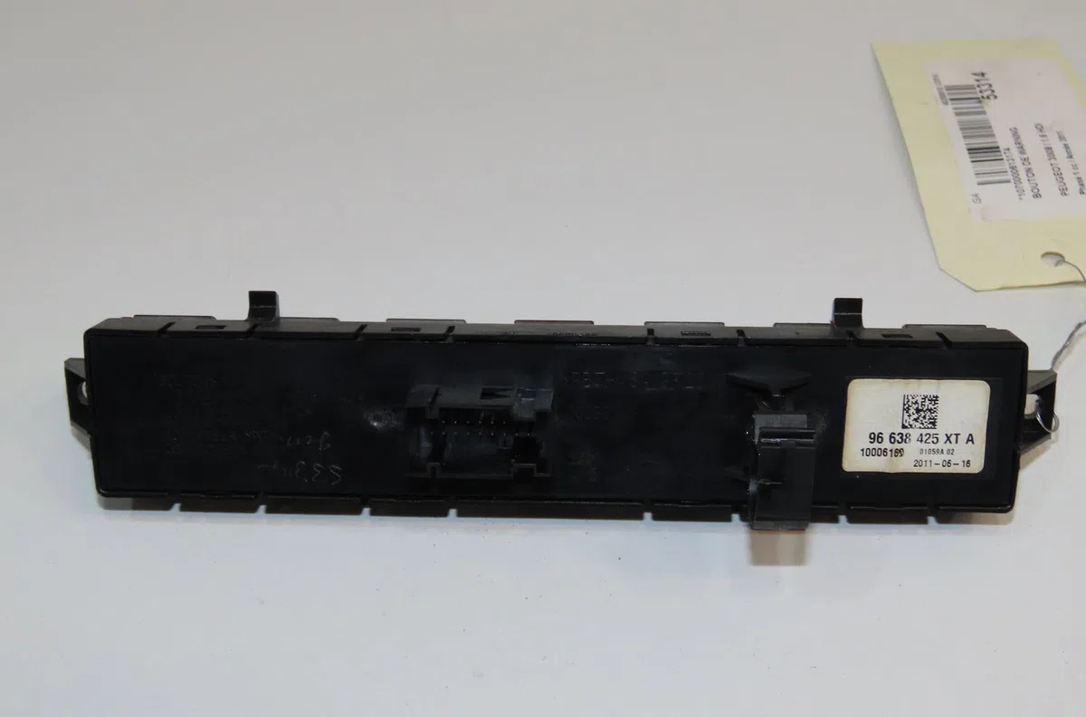 Bouton de warning Peugeot 3008 Monospace (0U_) 1.6 hdi (2009-2016) 5 portes occasion — photo 2