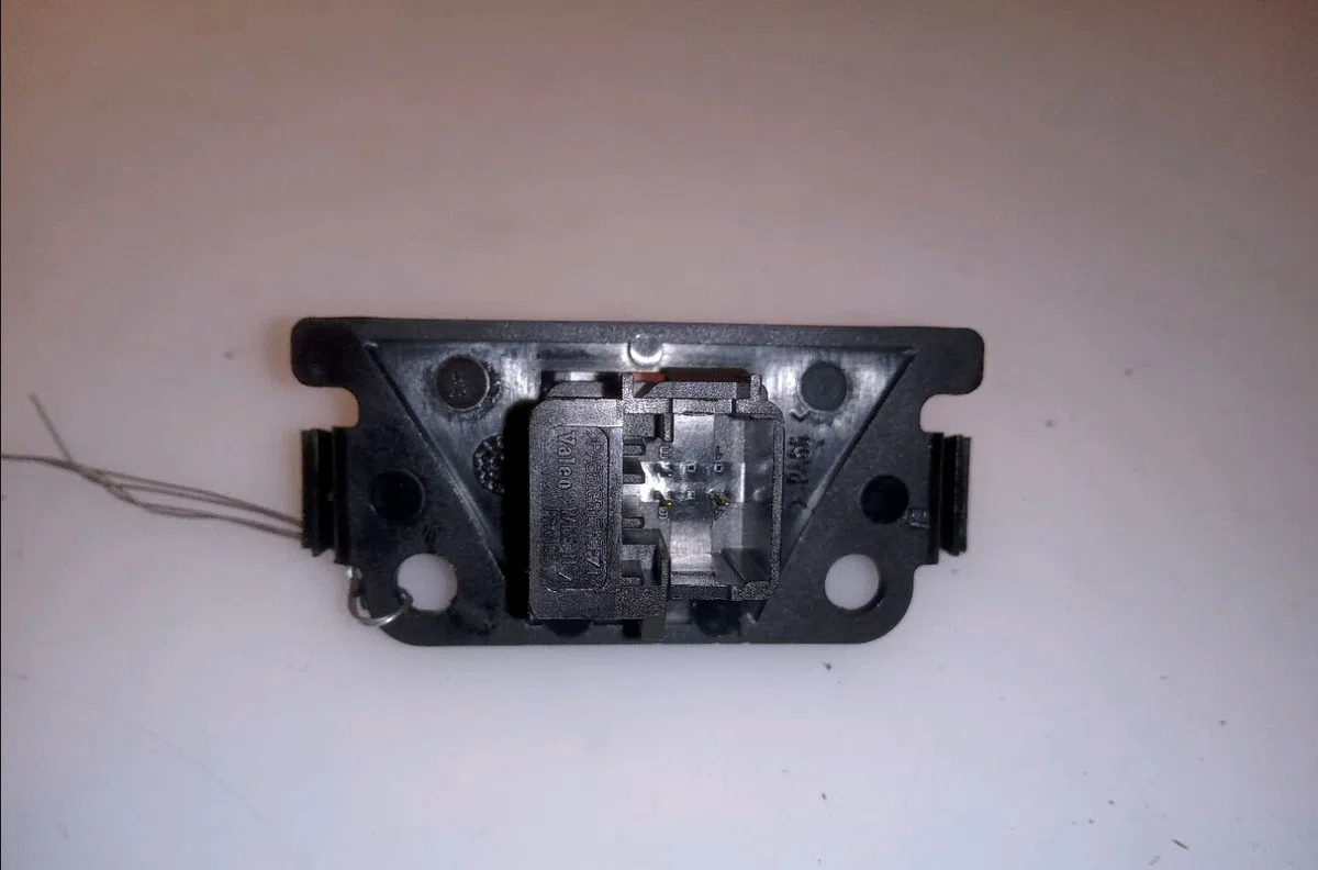 Bouton de warning Peugeot 307 CC (3B) 1.6 16v (2003-2009) 2 portes occasion — photo 2