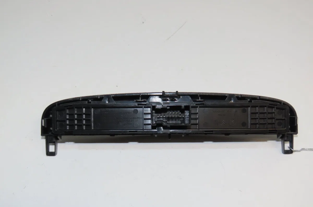 Bouton de warning Peugeot 308 I (4A_, 4C_) 1.6 hdi (2007-2014) 5 portes occasion — photo 2