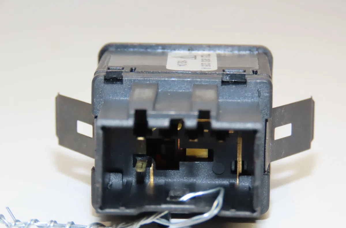 Bouton de warning Porsche CAYENNE (9PA) S 4.5 (2002-2007) occasion — photo 2