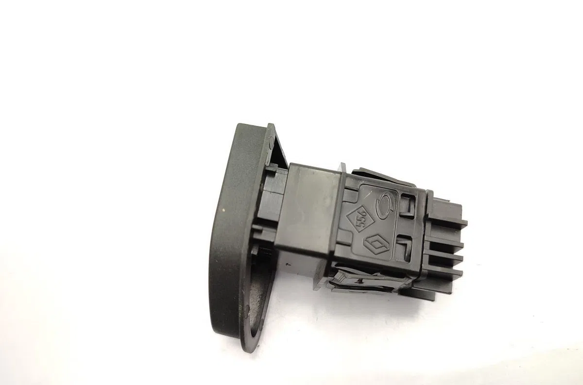 Bouton de warning RENAULT CLIO 4 PHASE 2 occasion — photo 4