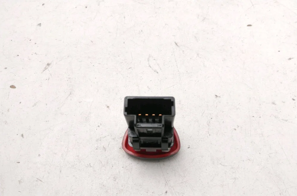Bouton de warning Renault CLIO II (BB_, CB_) 1.6 16v (bb01, bb0h, bb0t, bb14, bb1d, bb1r, bb2kl, bb3g... (1998-2005) occasion — photo 2