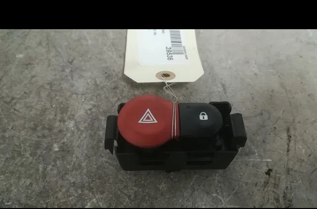 Bouton de warning Renault CLIO III (BR0-1, CR0-1) 1.2 16v (br02, br0j, br11, cr02, cr0j, cr11) (2005-2014) 5 portes occa