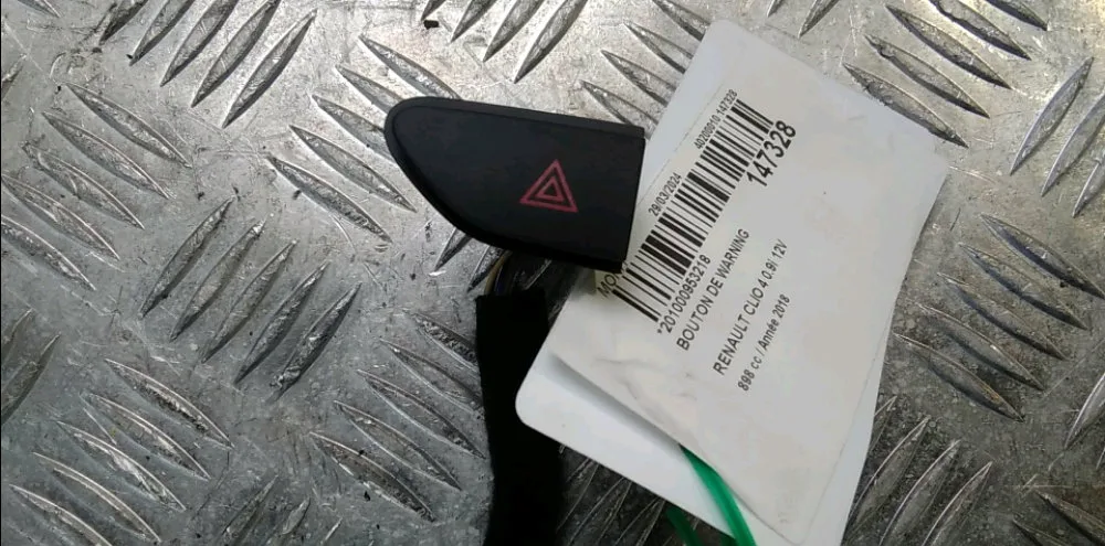 Bouton de warning Renault CLIO IV (BH_) 0.9 tce 90 (2012) 5 portes occasion
