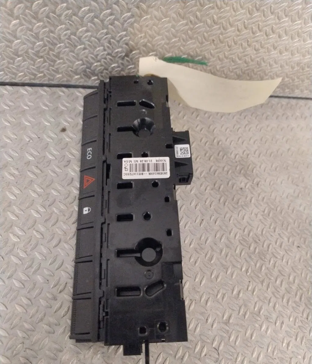 Bouton de warning RENAULT MASTER 3  MASTER 3 PHASE 3 occasion — photo 2