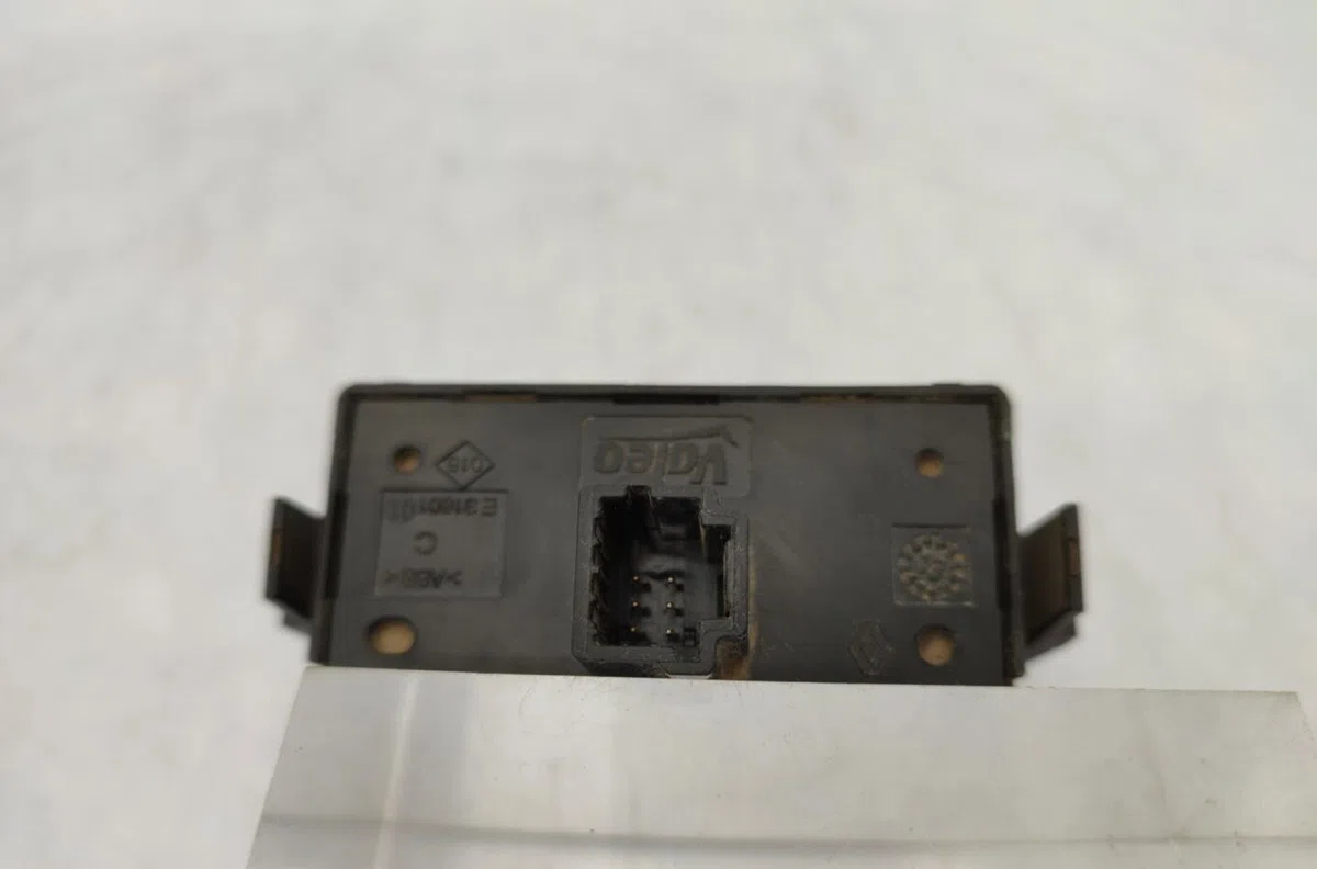 Bouton de warning RENAULT MASTER 3 PHASE 1 occasion — photo 4