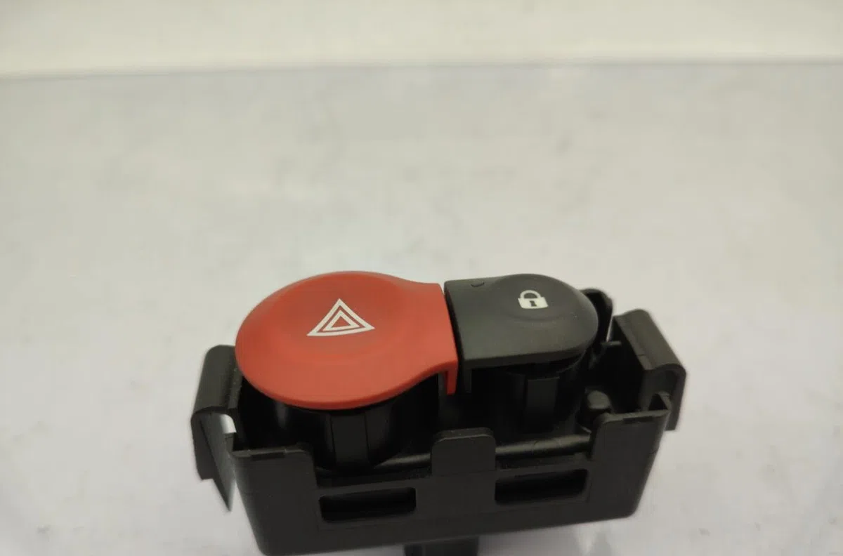 Bouton de warning RENAULT MODUS PHASE 2 occasion