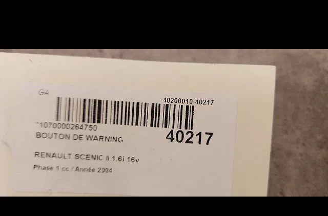 Bouton de warning Renault SCÉNIC II (JM0-1_) 2.0 (jm05, jm0u, jm1n, jm1u, jm2v) (2003-2009) occasion — photo 2