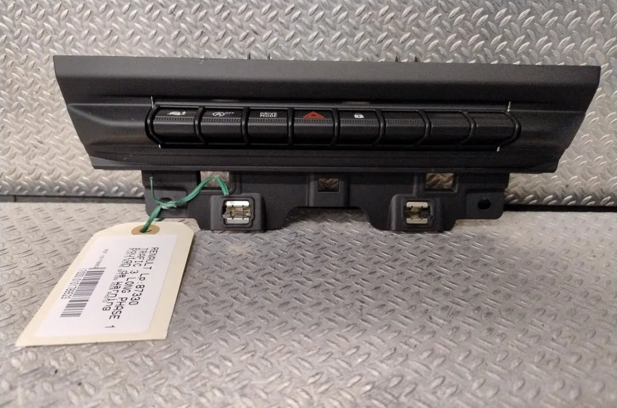 Bouton de warning RENAULT TRAFIC 3  TRAFIC 3 LONG PHASE 1 occasion — photo 2