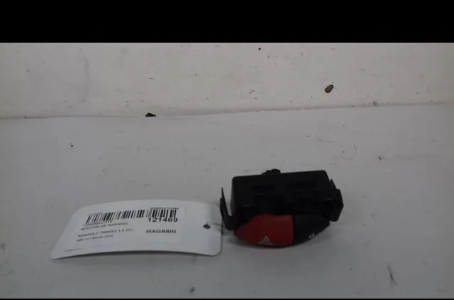 Bouton de warning Renault TWINGO II (CN0_) 1.5 dci (cn0e) (2007-2014) 3 portes occasion