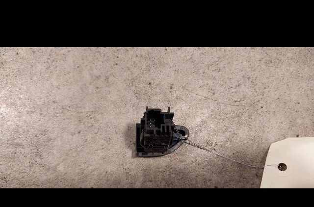 Bouton de warning Renault ZOE (BFM_) Zoe (2012) 5 portes occasion — photo 2