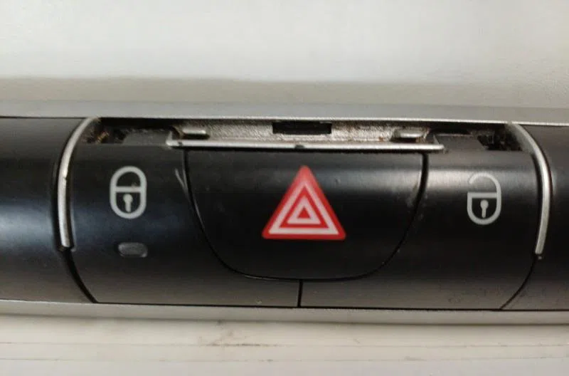 Bouton de warning SMART FORTWO 2 COUPE occasion — photo 2