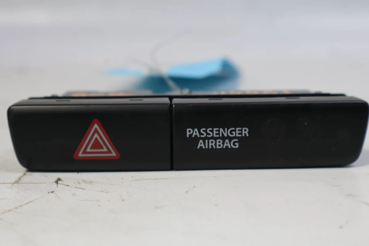Bouton de warning Suzuki VITARA (LY) 1.4 t allgrip (apk 414) (2015) occasion