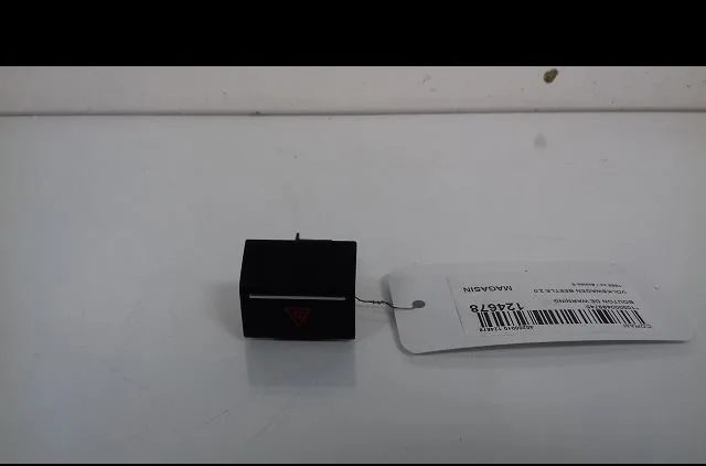 Bouton de warning Volkswagen BEETLE (5C1, 5C2) 2.0 tdi (2011-2016) occasion