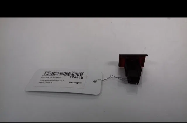 Bouton de warning Volkswagen BEETLE (5C1, 5C2) 2.0 tdi (2011-2016) occasion — photo 2