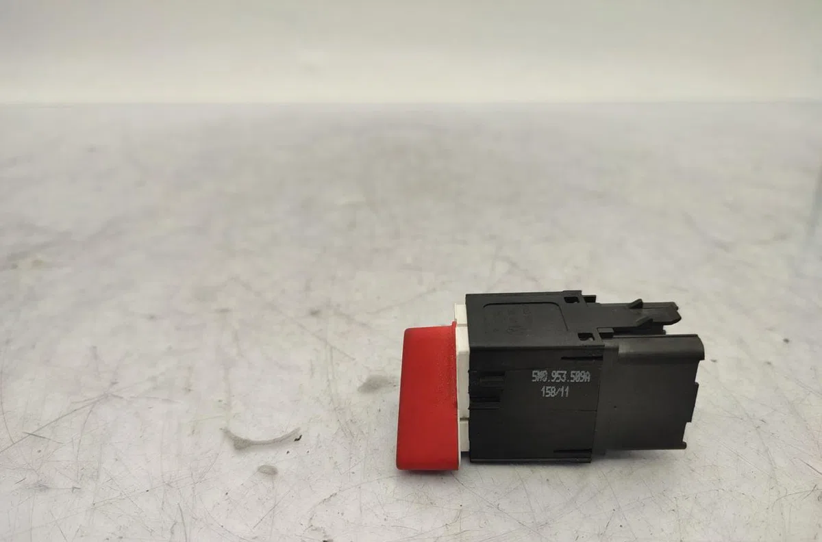 Bouton de warning VOLKSWAGEN GOLF PLUS PHASE 2 occasion — photo 3