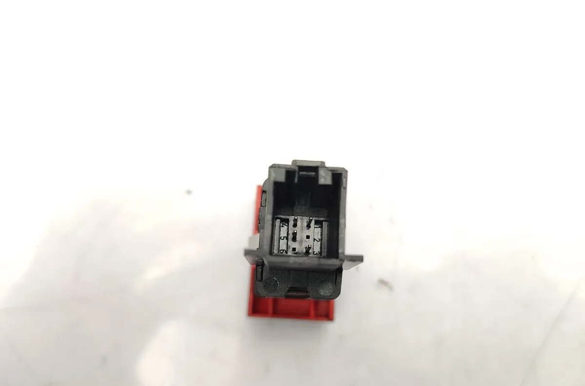 Bouton de warning VOLKSWAGEN POLO 5 PHASE 1 occasion