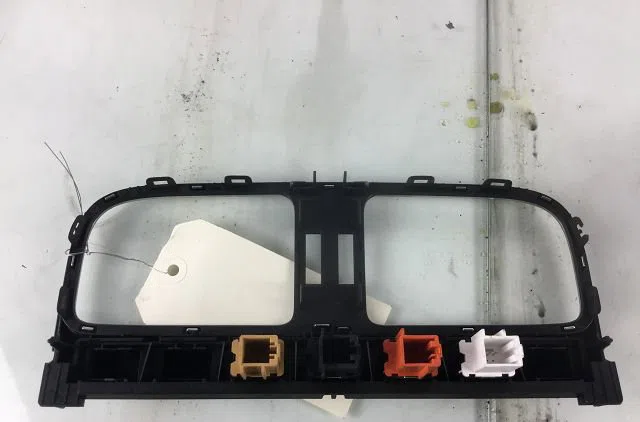 Bouton de warning Volkswagen POLO V (6R1, 6C1) 1.6 tdi (2009) 5 portes occasion