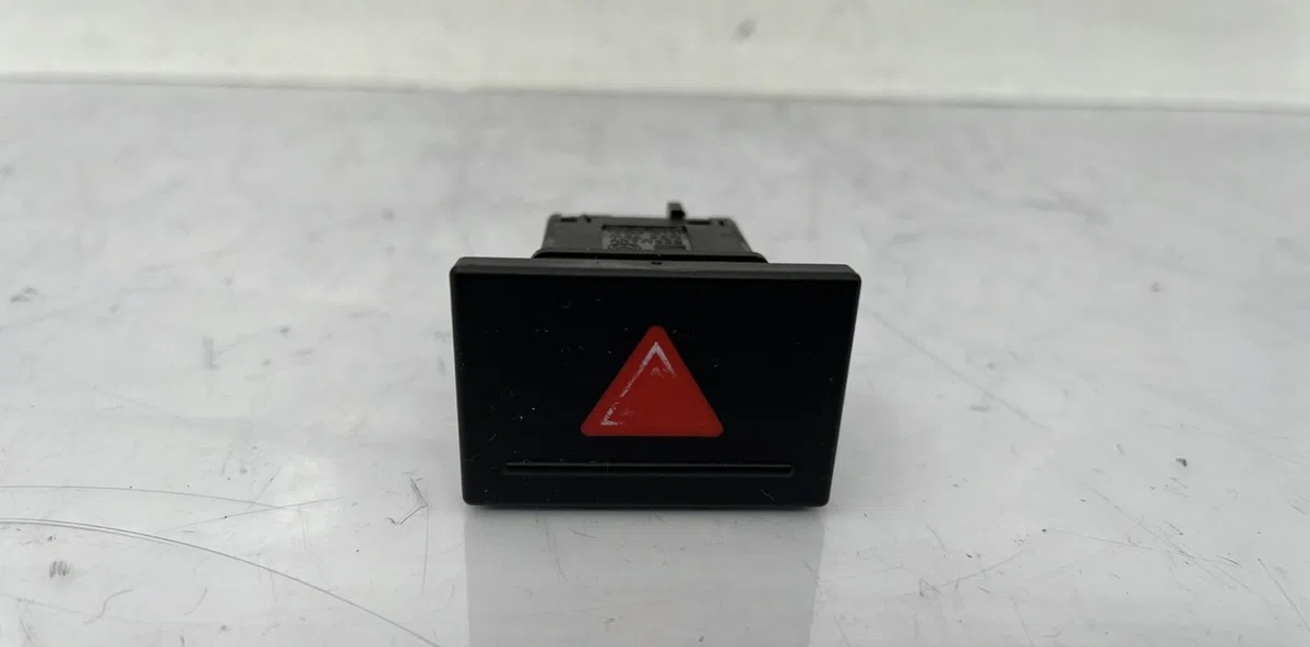 Bouton de warning VOLKSWAGEN TOUAREG 1 PHASE 2 occasion