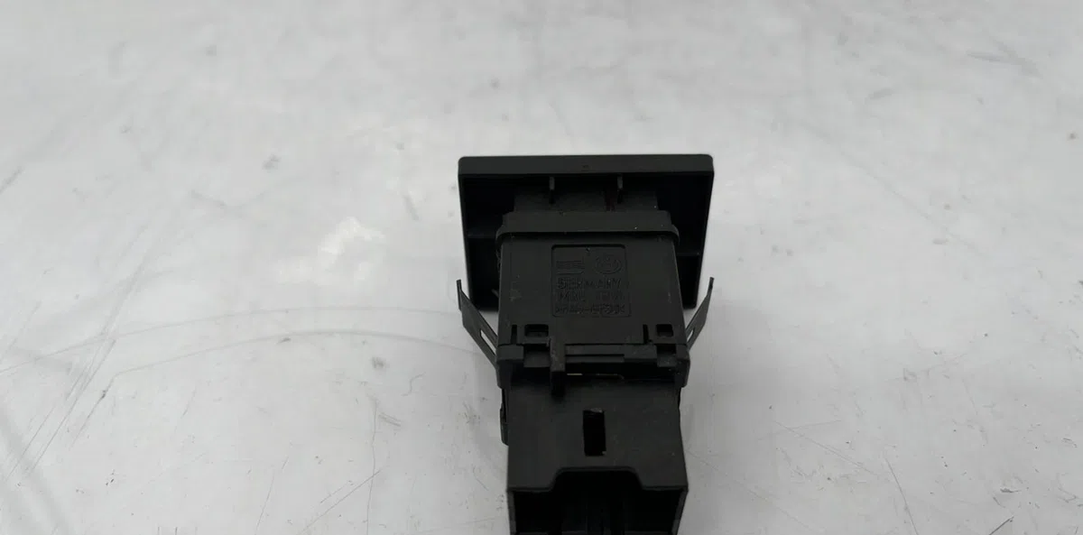Bouton de warning VOLKSWAGEN TOUAREG 1 PHASE 2 occasion