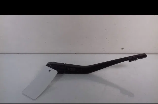 Bras essuie-glace arrière Bmw 1 (F20) 120 d xdrive (2012-2015) occasion — photo 2