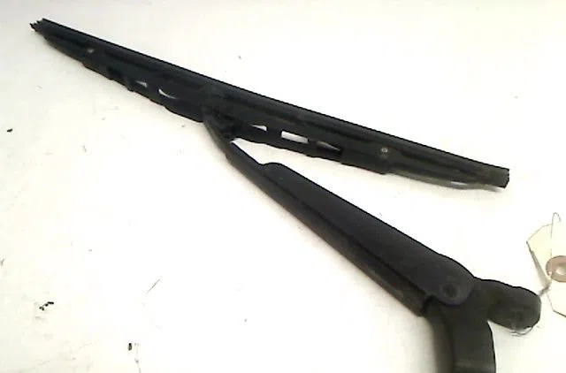 Bras essuie-glace arrière Ford FOCUS C-MAX (DM2) 2.0 tdci (2003-2007) occasion — photo 4