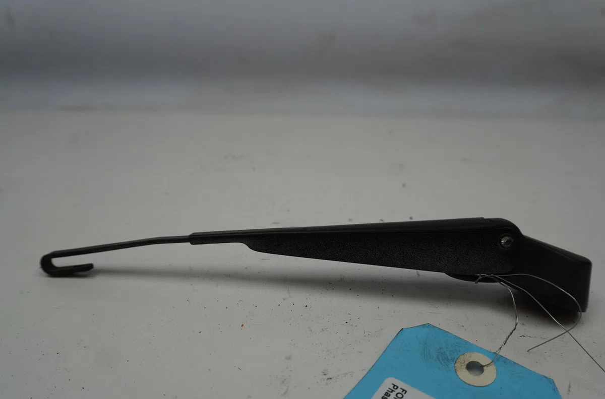 Bras essuie-glace arrière Ford FUSION (JU_) 1.4 tdci (2002-2012) 5 portes occasion
