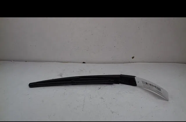 Bras essuie-glace arrière Kia SOUL I (AM) 1.6 crdi 128 (2009-2014) occasion — photo 2