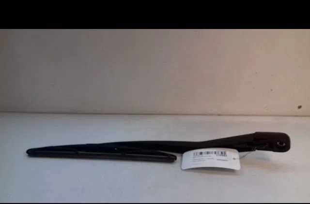 Bras essuie-glace arrière Nissan MICRA IV (K13K) 1.2 (2010-2015) occasion — photo 2