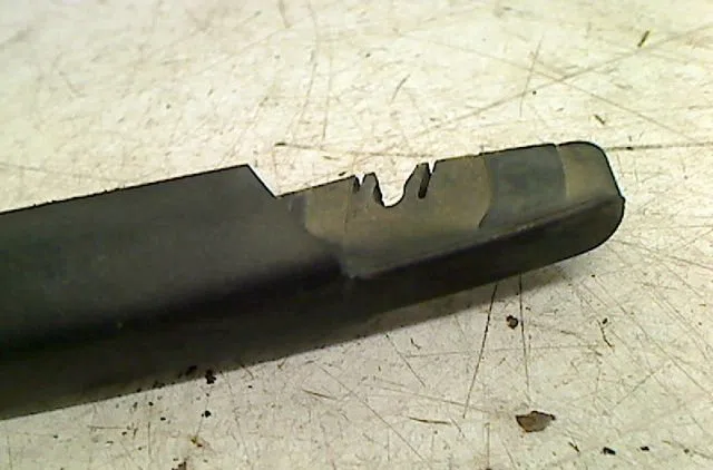Bras essuie-glace arrière Renault CLIO II (BB_, CB_) 1.2 (bb0a, bb0f, bb10, bb1k, bb28, bb2d, bb2h, cb0a,... (1998-2010)