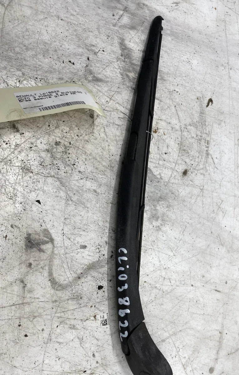 Bras essuie-glace arrière Renault CLIO III (BR0-1, CR0-1) 1.5 dci (2010-2014) 3 portes occasion