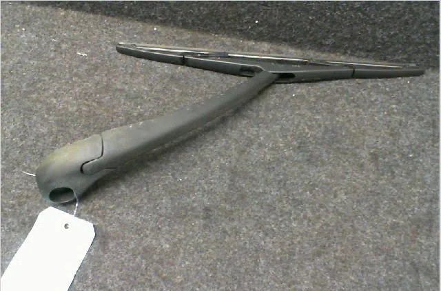 Bras essuie-glace arrière Renault CLIO III (BR0-1, CR0-1) 1.5 dci (c-br0g, c-br1g) (2005-2012) 5 portes occasion — photo 2