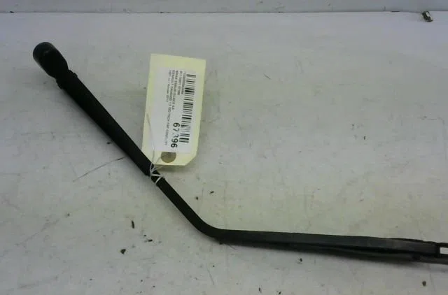 Bras essuie-glace arrière Renault KANGOO Express (FW0-1_) 1.5 dci 75 (fw07, fw10, fw04) (2010) 4 portes occasion — photo 2