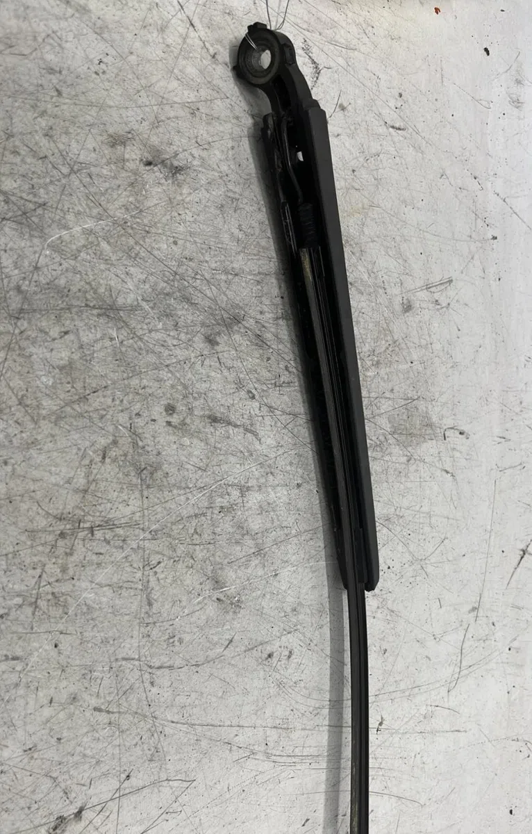 Bras essuie-glace arrière Skoda FABIA IV (PJ3) 1.0 tsi (2021) occasion