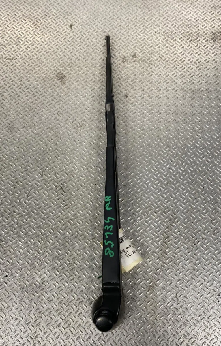 Bras essuie-glace arrière Volkswagen GOLF IV (1J1) 1.9 tdi (1997-2004) occasion